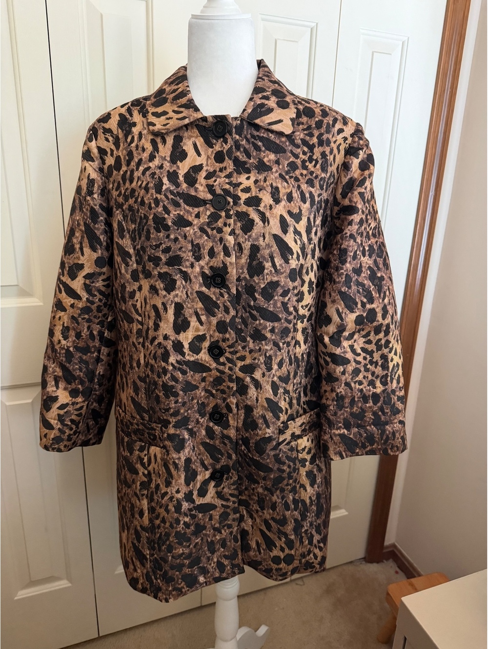Chico’s Size 3 XL Animal Print Long Jacket Leopard Button Front 33” Coat